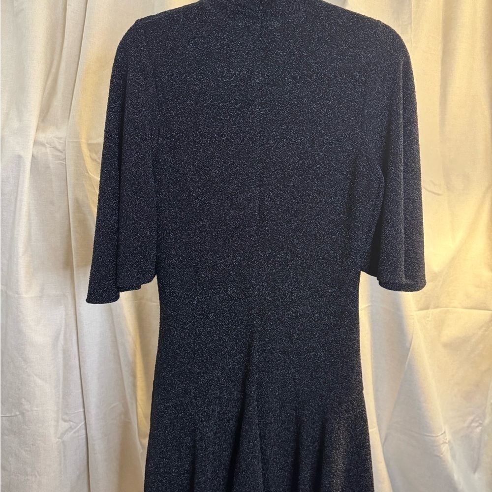 NWT Black Halo
Coralia Metallic Tie-Neck Mini Dress SZ 10 MSRP $345 SOLD OUT - Picture 7 of 12